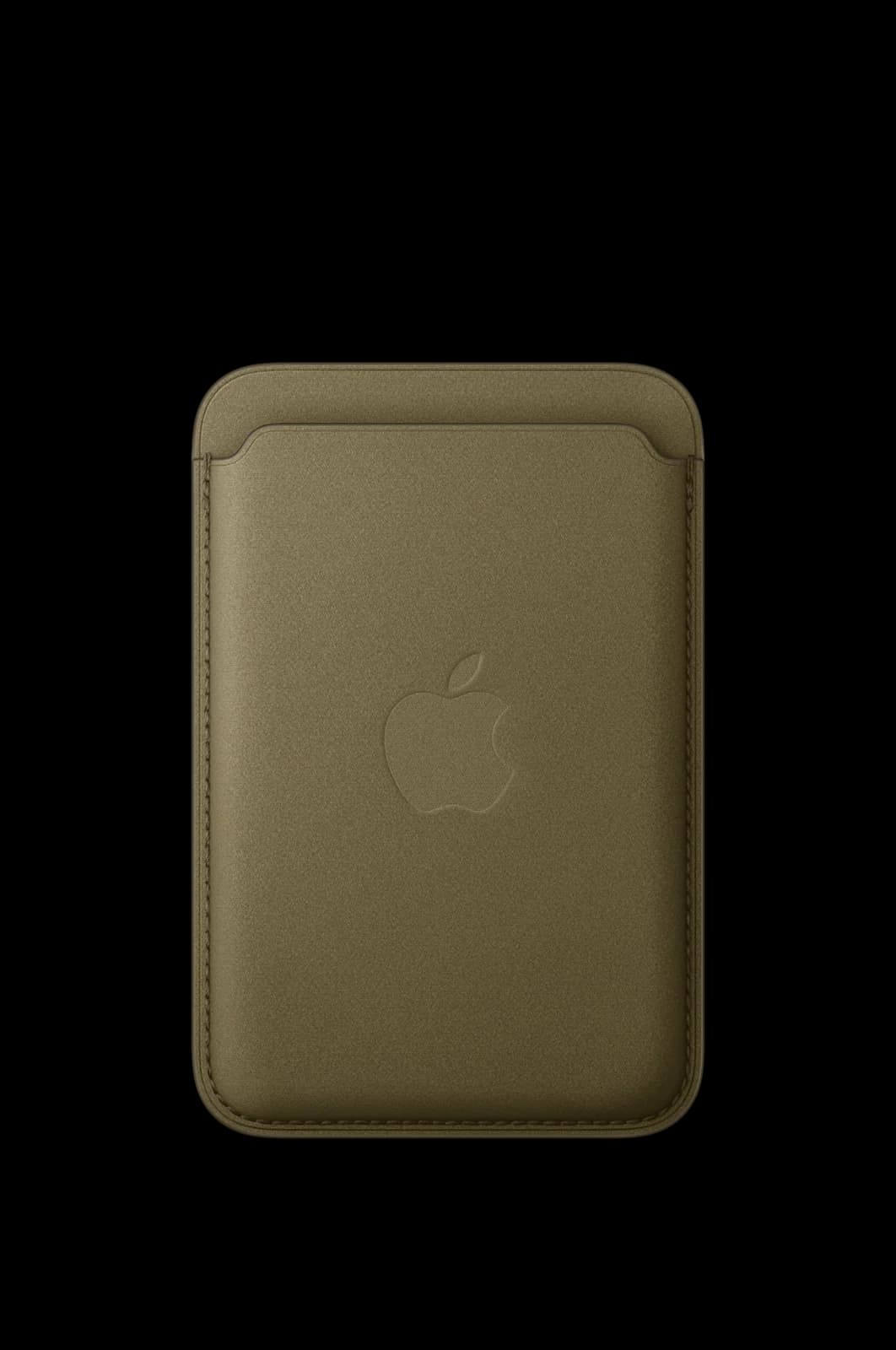 Cartera FineWoven con MagSafe para iPhone en Oliva oscuro
