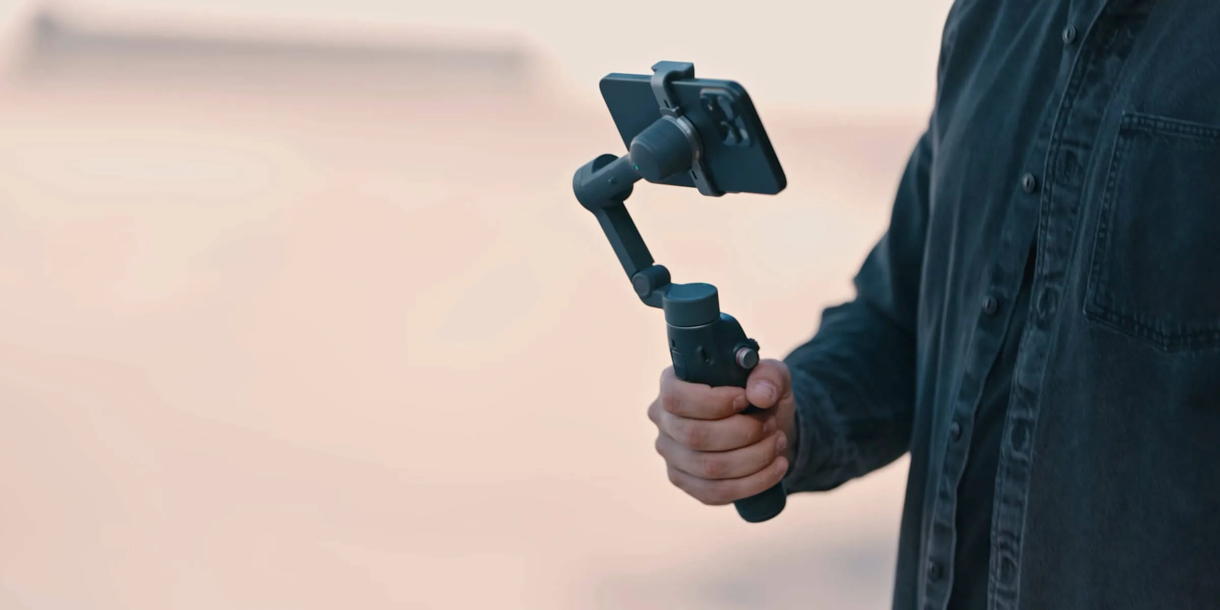 Tu celular, estable. Consulta la lista de compatibilidad de DJI.