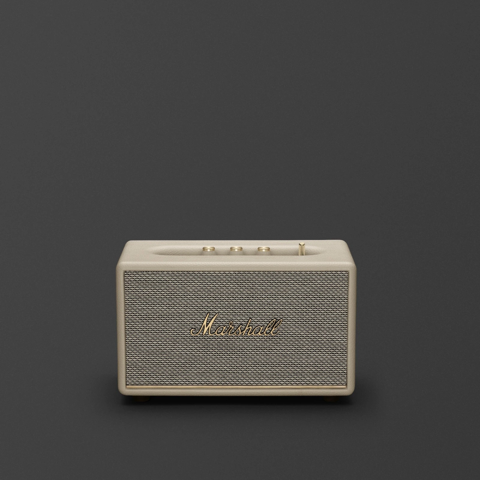 Marshall Acton III en Crema