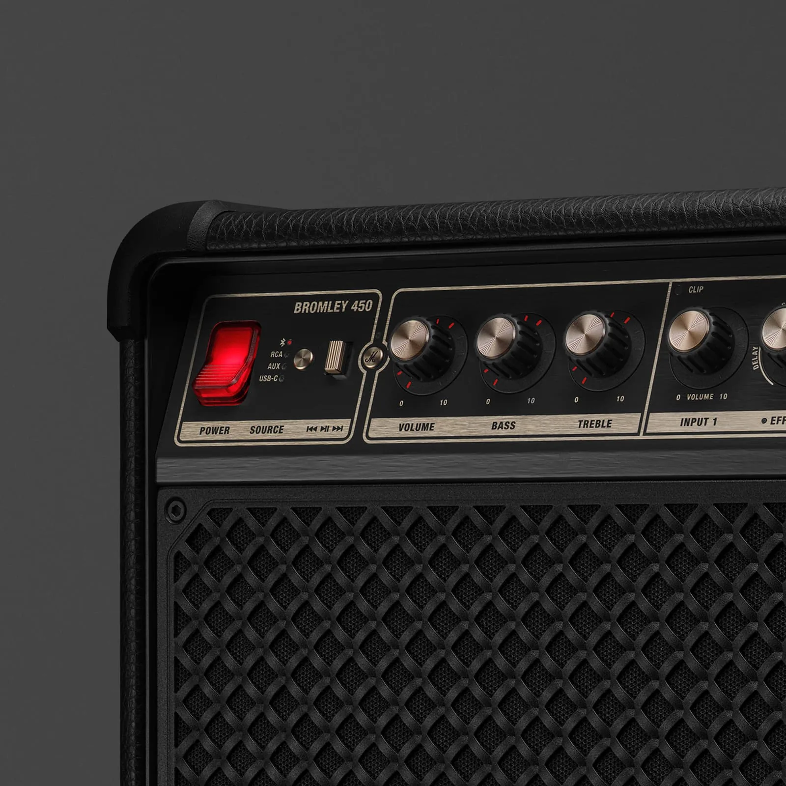 Bromley 450 — fotografía oficial Marshall