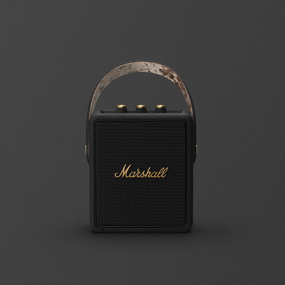 Marshall Stockwell II en Negro y latón