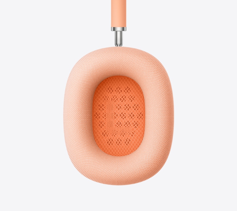 Audífonos AirPods Max 2, color naranja, detalle del interior de la almohadilla