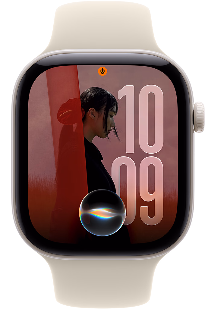 Apple Watch Series 12, caja de cerámica, color blanco perla, carátula Fotos con el ícono de Siri, parte lateral derecha, Digital Crown, correa deportiva, color arena