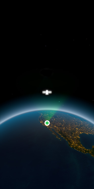 Pantallas de iPhone que muestran Emergencia SOS y Mensajes vía satélite en uso