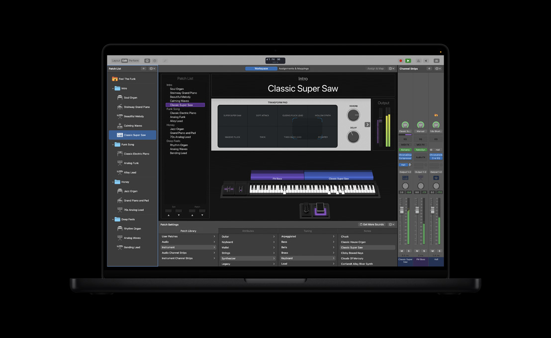 Pantalla de una MacBook Pro de 16 pulgadas que muestra el espacio de trabajo de MainStage en la sección Transform Pad, un panel izquierdo con varios archivos, en la parte inferior hay Ajustes de Patches con Biblioteca de Patches, a la derecha hay canales y controles